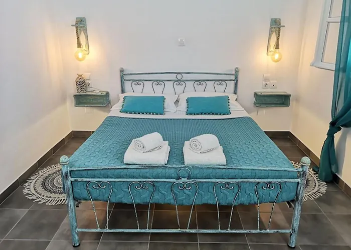 Family Villages Santorini