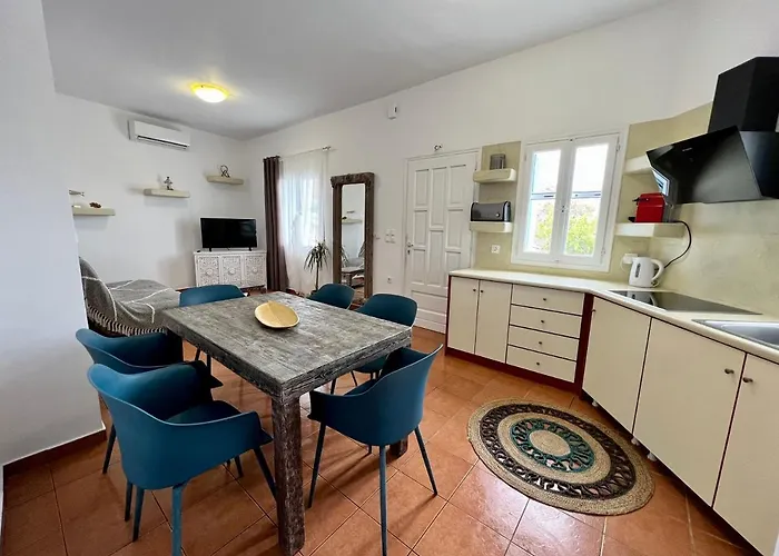 Family Villages Santorini Villa