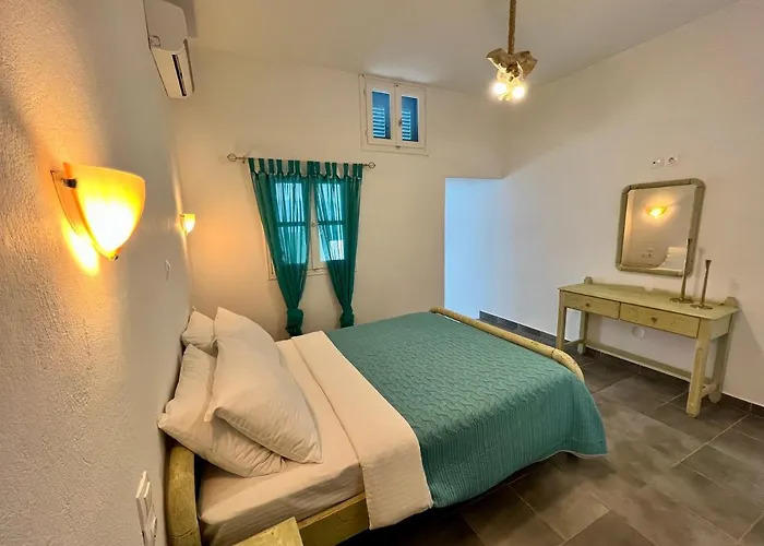 Family Villages Santorini Villa Vlychada