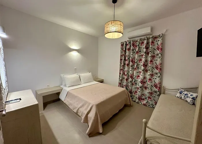 Villa Family Villages Santorini