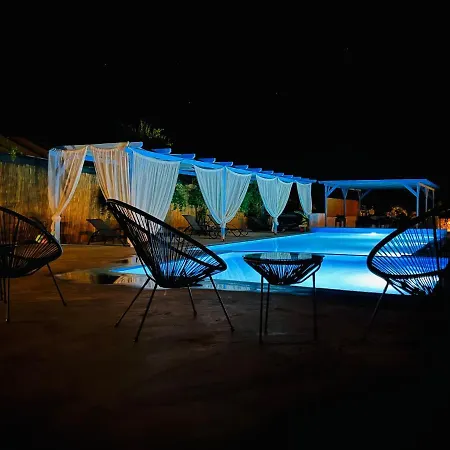 Family Villages Santorini * Vlychada